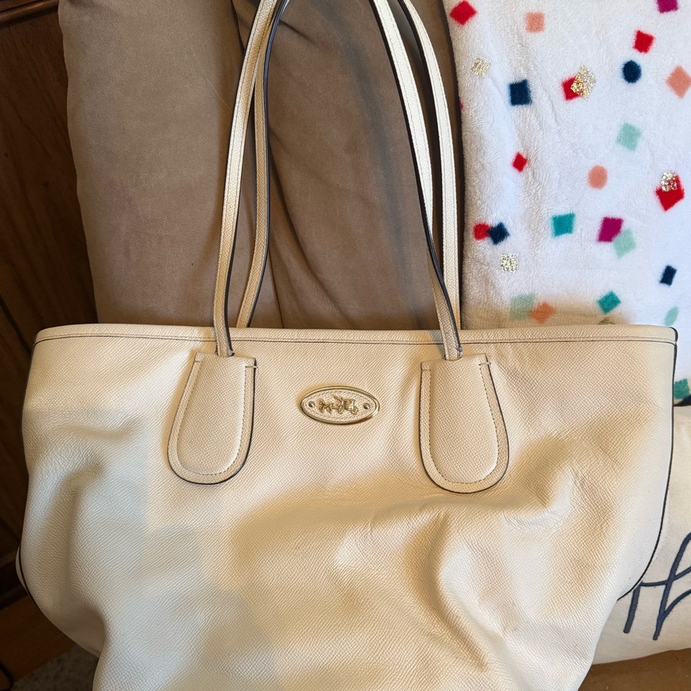Cream Textured Leather Tote with Gold Logo